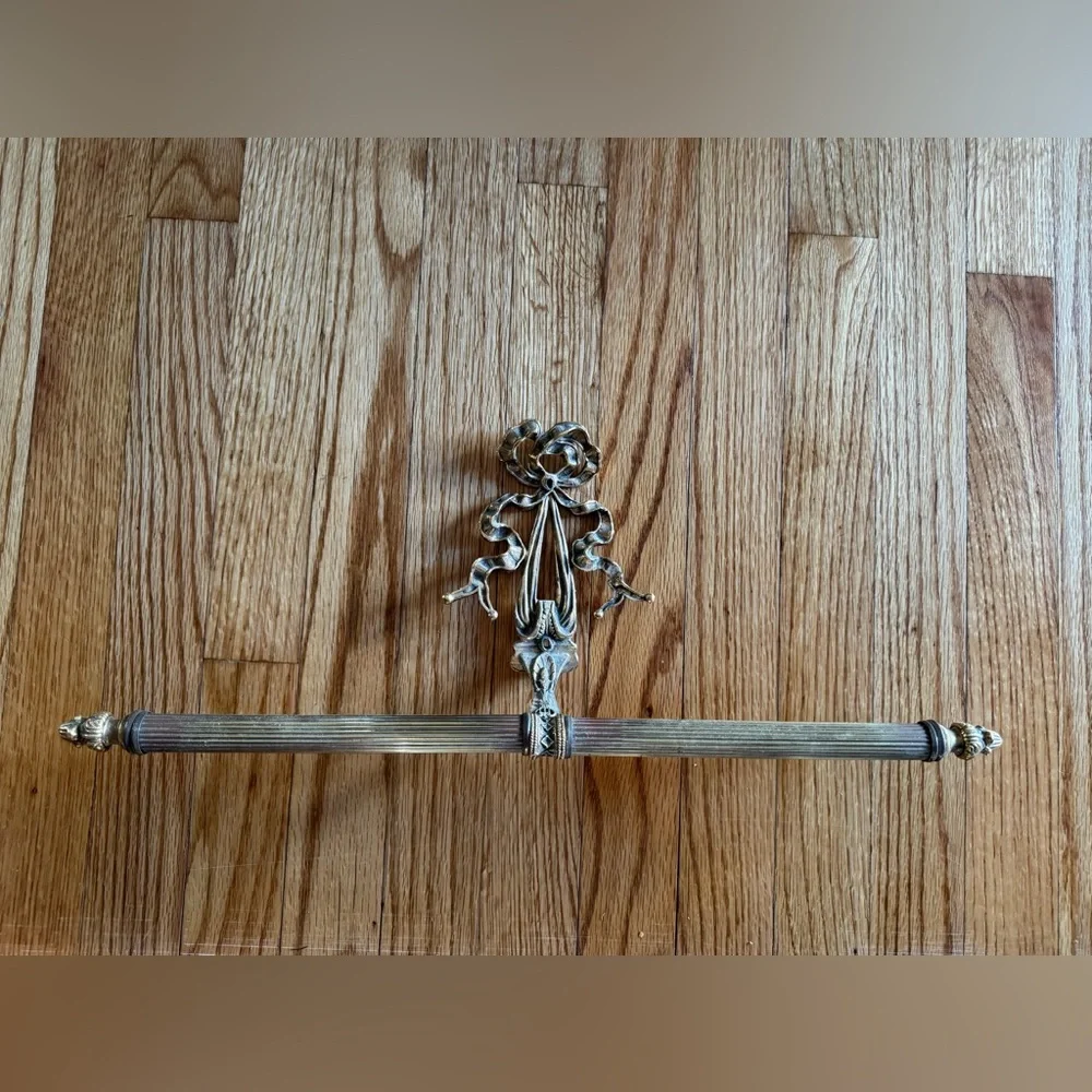 Vintage Gold Wall Rod with Floral Design